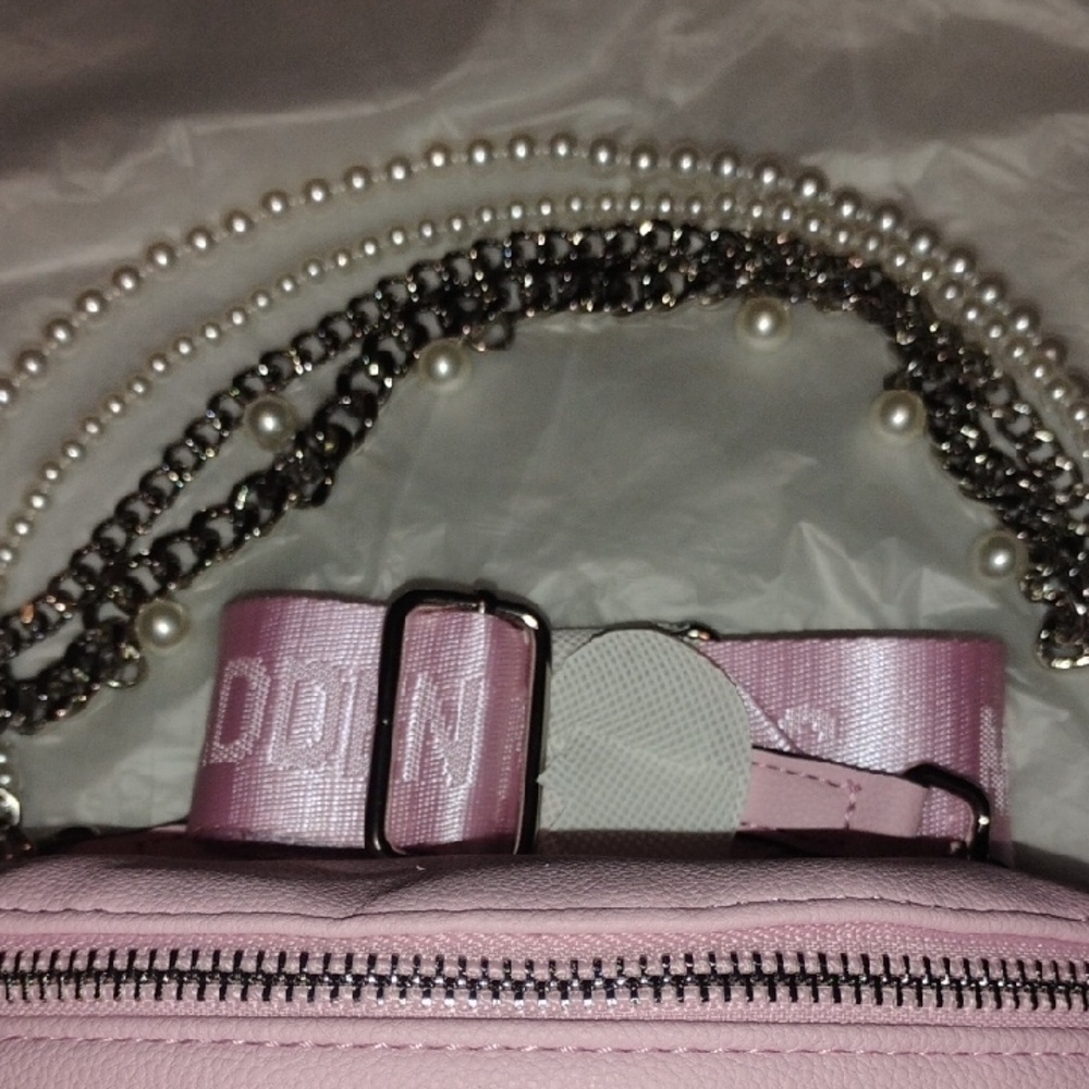 Steve Madden Pink Mini Crossbody Belt Bag with Chain & Pearl Straps - Picture 2 of 8